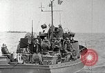 Immagine di Scene di Omaha Beach dopo essendo fissato nella seconda guerra mondiale Normandia Francia, 1944, secondo 21 filmato di repertorio 65675065483