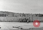 Immagine di Americano di rinforzi di truppa di terra in Normandia Normandia Francia, 1944, secondo 45 filmato di repertorio 65675065484