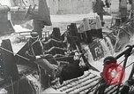 Standbild Allied resupply Operations auf Omaha Beach Normandie Frankreich, 1944, aus Sekunde 34 historischem Filmmaterial Videoclip 65675065485