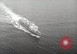 Standbild deutschen Kriegsgefangenen aus der Normandie Atlantik, 1944, aus Sekunde 32 historischem Filmmaterial Videoclip 65675065486