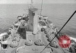 Standbild deutschen Kriegsgefangenen aus der Normandie Atlantik, 1944, aus Sekunde 46 historischem Filmmaterial Videoclip 65675065486