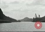 Standbild Reinigung von Canal Panama Canal, 1916, aus Sekunde 3 historischem Filmmaterial Videoclip 65675065536