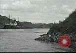Standbild Reinigung von Canal Panama Canal, 1916, aus Sekunde 33 historischem Filmmaterial Videoclip 65675065536