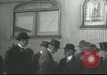 Standbild Botschafter Henry P Fletcher kommt in Mexiko Laredo Mexiko, 1917, aus Sekunde 24 historischem Filmmaterial Videoclip 65675065544