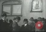 Standbild Botschafter Henry P Fletcher kommt in Mexiko Laredo Mexiko, 1917, aus Sekunde 25 historischem Filmmaterial Videoclip 65675065544