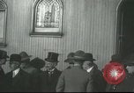 Standbild Botschafter Henry P Fletcher kommt in Mexiko Laredo Mexiko, 1917, aus Sekunde 30 historischem Filmmaterial Videoclip 65675065544
