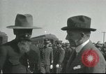 Standbild Botschafter Henry P Fletcher kommt in Mexiko Laredo Mexiko, 1917, aus Sekunde 33 historischem Filmmaterial Videoclip 65675065544