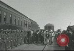 Standbild Botschafter Henry P Fletcher kommt in Mexiko Laredo Mexiko, 1917, aus Sekunde 44 historischem Filmmaterial Videoclip 65675065544