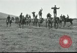 Standbild griechische Soldaten Athen Griechenland, 1915, aus Sekunde 10 historischem Filmmaterial Videoclip 65675065545