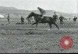 Standbild griechische Soldaten Athen Griechenland, 1915, aus Sekunde 36 historischem Filmmaterial Videoclip 65675065545