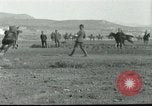Standbild griechische Soldaten Athen Griechenland, 1915, aus Sekunde 37 historischem Filmmaterial Videoclip 65675065545