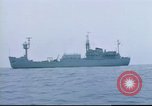 Standbild amerikanische Schiffe Sao Miguel Island Azoren, 1968, aus Sekunde 37 historischem Filmmaterial Videoclip 65675065557
