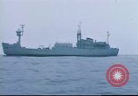 Standbild amerikanische Schiffe Sao Miguel Island Azoren, 1968, aus Sekunde 43 historischem Filmmaterial Videoclip 65675065557