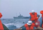 Standbild amerikanische Schiffe Sao Miguel Island Azoren, 1968, aus Sekunde 61 historischem Filmmaterial Videoclip 65675065557