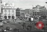 Standbild Besuch in Großbritannien London England, 1954, aus Sekunde 4 historischem Filmmaterial Videoclip 65675065560