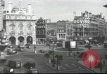 Standbild Besuch in Großbritannien London England, 1954, aus Sekunde 5 historischem Filmmaterial Videoclip 65675065560