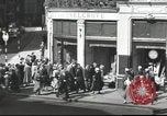 Standbild Besuch in Großbritannien London England, 1954, aus Sekunde 27 historischem Filmmaterial Videoclip 65675065560