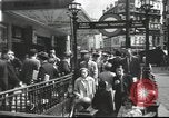 Standbild Besuch in Großbritannien London England, 1954, aus Sekunde 32 historischem Filmmaterial Videoclip 65675065560