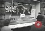 Standbild Besuch in Großbritannien London England, 1954, aus Sekunde 36 historischem Filmmaterial Videoclip 65675065560