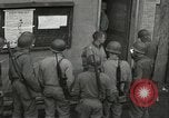 Image des soldats américains Lunéville France, 1944, de la seconde 23 séquences d'archives historiques vidéo 65675065577