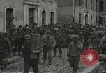 Standbild amerikanische Soldaten Luneville Frankreich, 1944, aus Sekunde 8 historischem Filmmaterial Videoclip 65675065578