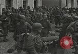 Standbild amerikanische Soldaten Luneville Frankreich, 1944, aus Sekunde 19 historischem Filmmaterial Videoclip 65675065578