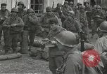 Standbild amerikanische Soldaten Luneville Frankreich, 1944, aus Sekunde 34 historischem Filmmaterial Videoclip 65675065578