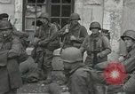 Standbild amerikanische Soldaten Luneville Frankreich, 1944, aus Sekunde 39 historischem Filmmaterial Videoclip 65675065578