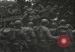 Standbild amerikanische Soldaten Luneville Frankreich, 1944, aus Sekunde 54 historischem Filmmaterial Videoclip 65675065578