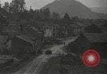 Immagine di Japanese-American 442nd Regimental Combat Team Bruyeres Francia, 1944, secondo 15 filmato di repertorio 65675065582