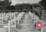 Image 9e Division service commémoratif Sainte-Mère-Eglise France, 1944, de la seconde 25 séquences d'archives historiques vidéo 65675065583