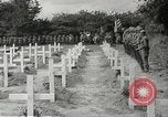 Image 9e Division service commémoratif Sainte-Mère-Eglise France, 1944, de la seconde 26 séquences d'archives historiques vidéo 65675065583