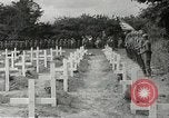 Image 9e Division service commémoratif Sainte-Mère-Eglise France, 1944, de la seconde 30 séquences d'archives historiques vidéo 65675065583