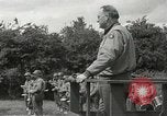 Image 9e Division service commémoratif Sainte-Mère-Eglise France, 1944, de la seconde 35 séquences d'archives historiques vidéo 65675065583