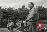 Image 9e Division service commémoratif Sainte-Mère-Eglise France, 1944, de la seconde 39 séquences d'archives historiques vidéo 65675065583