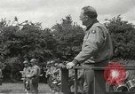 Image 9e Division service commémoratif Sainte-Mère-Eglise France, 1944, de la seconde 40 séquences d'archives historiques vidéo 65675065583