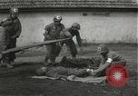 Standbild Japanese-American Infanteristen in Zweiten Weltkrieg Bruyeres Frankreich, 1944, aus Sekunde 7 historischem Filmmaterial Videoclip 65675065588