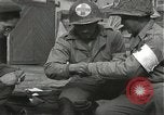 Standbild Japanese-American Infanteristen in Zweiten Weltkrieg Bruyeres Frankreich, 1944, aus Sekunde 21 historischem Filmmaterial Videoclip 65675065588