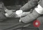 Standbild Japanese-American Infanteristen in Zweiten Weltkrieg Bruyeres Frankreich, 1944, aus Sekunde 30 historischem Filmmaterial Videoclip 65675065588
