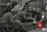 Standbild Japanese-American Infanteristen in Zweiten Weltkrieg Bruyeres Frankreich, 1944, aus Sekunde 33 historischem Filmmaterial Videoclip 65675065588