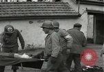 Standbild Japanese-American Infanteristen in Zweiten Weltkrieg Bruyeres Frankreich, 1944, aus Sekunde 47 historischem Filmmaterial Videoclip 65675065588