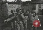 Standbild Japanese-American Infanteristen in Zweiten Weltkrieg Bruyeres Frankreich, 1944, aus Sekunde 57 historischem Filmmaterial Videoclip 65675065588