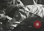 Image blessés de l'équipe de combat régimentaire 442traitées Belmont France, 1944, de la seconde 14 séquences d'archives historiques vidéo 65675065595