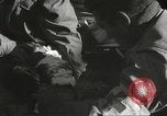 Image blessés de l'équipe de combat régimentaire 442traitées Belmont France, 1944, de la seconde 17 séquences d'archives historiques vidéo 65675065595
