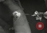 Image blessés de l'équipe de combat régimentaire 442traitées Belmont France, 1944, de la seconde 42 séquences d'archives historiques vidéo 65675065595