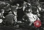 Image blessés de l'équipe de combat régimentaire 442traitées Belmont France, 1944, de la seconde 50 séquences d'archives historiques vidéo 65675065595