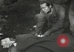 Image poste d'aide médical du 2e Bataillon 442L'équipe de combat régimentaire Belmont France, 1944, de la seconde 14 séquences d'archives historiques vidéo 65675065596