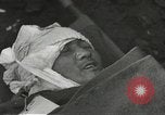 Image poste d'aide médical du 2e Bataillon 442L'équipe de combat régimentaire Belmont France, 1944, de la seconde 20 séquences d'archives historiques vidéo 65675065596