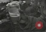 Image poste d'aide médical du 2e Bataillon 442L'équipe de combat régimentaire Belmont France, 1944, de la seconde 27 séquences d'archives historiques vidéo 65675065596