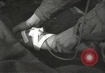 Image poste d'aide médical du 2e Bataillon 442L'équipe de combat régimentaire Belmont France, 1944, de la seconde 32 séquences d'archives historiques vidéo 65675065596